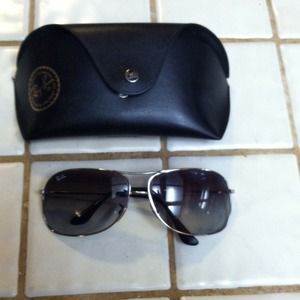 Authentic ray ban sunglasses Authentic ray ban sunglasses