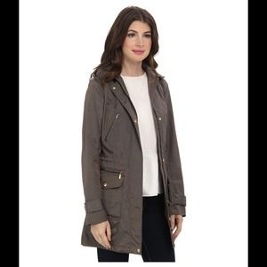 Cole Haan Travel Packable Rain Coat Cole Haan Travel Packable Rain Coat