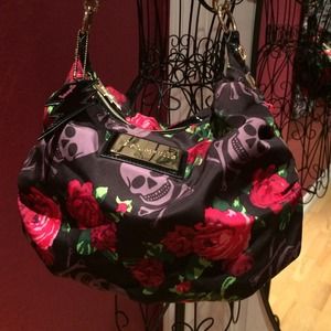 Betseyville rose and skull print purse Betseyville rose and skull print purse