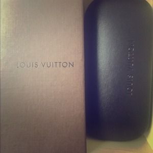 100% authentic, brand new Louis Vuitton sunglasses 100% authentic, brand new Louis Vuitton sunglasses