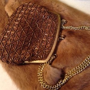 οHP 12/27οStunning vintage beaded evening bag! οHP 12/27οStunning vintage beaded evening bag!