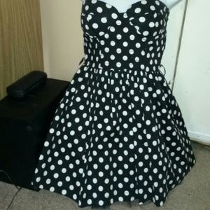 black and white polk a dot dress, black and white polk a dot dress,