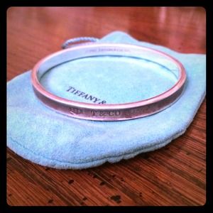 Tiffany & Co. authentic Sterling Silver Bangle Tiffany & Co. authentic Sterling Silver Bangle