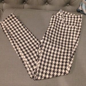 2X HPZara houndstooth skinny jeans 2X HPZara houndstooth skinny jeans
