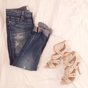 Badgley Mischka nude laser cutout heels! Badgley Mischka nude laser cutout heels!