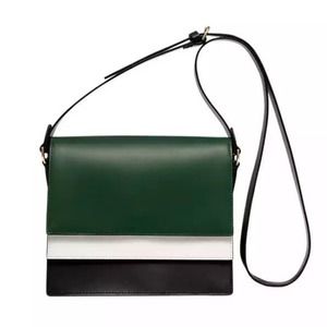 Kate Spade Saturday Layover Crossbody Bag Kate Spade Saturday Layover Crossbody Bag
