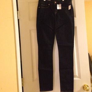 Gap Always Skinny Dark wash jeans 26L Gap Always Skinny Dark wash jeans 26L
