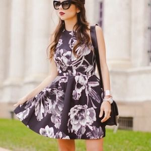 KeepsAke backless dress KeepsAke backless dress