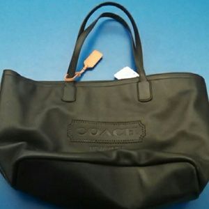 Coach Leather zip tote Coach Leather zip tote