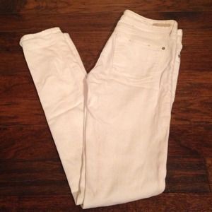 Pilcro White Skinny Jeans from Anthropologie. Pilcro White Skinny Jeans from Anthropologie.