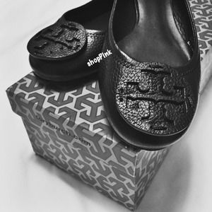 Authentic Tory Burch Reva Flat Authentic Tory Burch Reva Flat