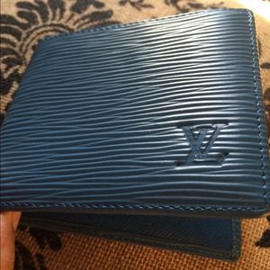 Authentic Louis Vuitton epi leather wallet Authentic Louis Vuitton epi leather wallet