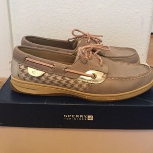 Sperry Top-Sider Shoes - LIKE NEW Sperry-Topsider Grey Houndstooth Shoes Sperry Top-Sider Shoes - LIKE NEW Sperry-Topsider Grey Houndstooth Shoes