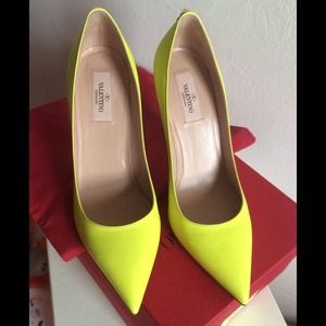 Valentino Shoes - 💥🎊👏$620🅿️🅿️👏🎊💥Valentino rockstud pump Valentino Shoes - 💥🎊👏$620🅿️🅿️👏🎊💥Valentino rockstud pump