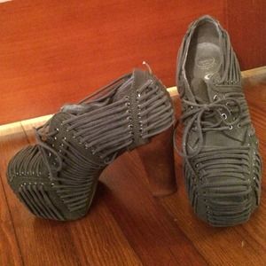 Jeffrey Campbell grey heels Jeffrey Campbell grey heels