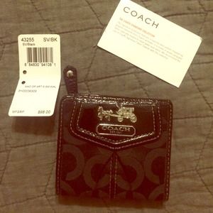 NWT Coach PopArt Slim Small Wallet in black NWT Coach PopArt Slim Small Wallet in black