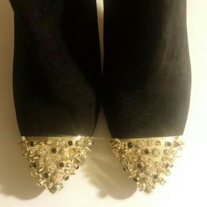 Beautiful Zara Booties with Gold Spikes and Strass Beautiful Zara Booties with Gold Spikes and Strass