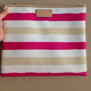 HOST PICK!!!KATE SPADE CLUTCH!! HOST PICK!!!KATE SPADE CLUTCH!!