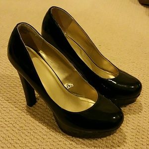 Mossimo Black Patent Leather Platform Heel Mossimo Black Patent Leather Platform Heel