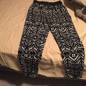 Forever 21 tribal harem pants Forever 21 tribal harem pants