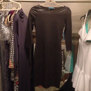 Alice & Olivia NWT size 0 feels like a 2 Alice & Olivia NWT size 0 feels like a 2