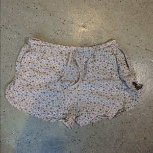 Brandy Melville Eve shorts Brandy Melville Eve shorts