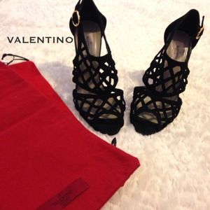 Valentino Shoes - Valentino Caged Heels Valentino Shoes - Valentino Caged Heels