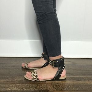 FLASH SALE β‘οΈZARA ankle strap sandals FLASH SALE β‘οΈZARA ankle strap sandals