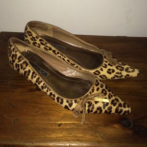 Animal print, pony hair flats by Laundry Animal print, pony hair flats by Laundry