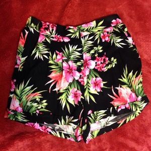Forever 21 tropical shorts Forever 21 tropical shorts