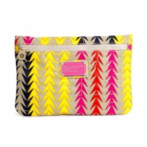 Marc Jacobs Arrow Multicolor Nylon Printed Pouch Marc Jacobs Arrow Multicolor Nylon Printed Pouch