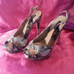 Shoemint New Flower print heels Shoemint New Flower print heels