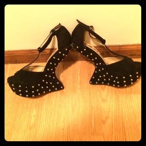 Super sexy stunning ankle strap heels Super sexy stunning ankle strap heels
