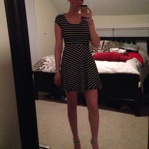 Dorothy Perkins black white stripe skater dress Dorothy Perkins black white stripe skater dress
