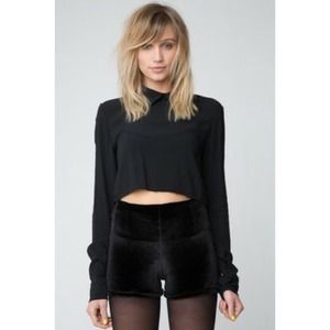 Brandy Melville Bruna velour shorts Brandy Melville Bruna velour shorts