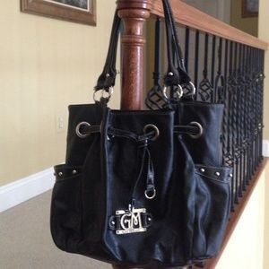 Gia Milani Handbags - ADORABLE BLACK PATENT HANDBAG Gia Milani Handbags - ADORABLE BLACK PATENT HANDBAG