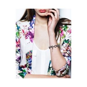 Jewelmint Jewelry - Jewelmint Classic Cinema Bracelet Jewelmint Jewelry - Jewelmint Classic Cinema Bracelet