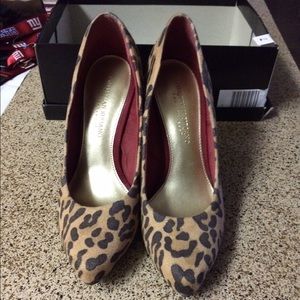 Christian Siriano Shoes - Christian Siriano leopard print 4 in heels size 7 Christian Siriano Shoes - Christian Siriano leopard print 4 in heels size 7