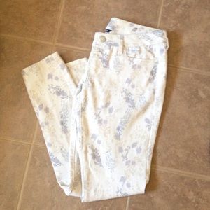 American Eagle Outfitters Pants - Light Colored- Printed Pants American Eagle Outfitters Pants - Light Colored- Printed Pants