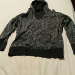 Danskin Now Tops - Cool Reversible Hooded Pullover Top!! 2X (18W-20W) Danskin Now Tops - Cool Reversible Hooded Pullover Top!! 2X (18W-20W)