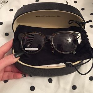 Balenciaga Sunglasses NEW Balenciaga Sunglasses NEW