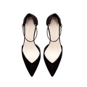 Zara Shoes - Zara skinny strap black heels! Super cute! Zara Shoes - Zara skinny strap black heels! Super cute!