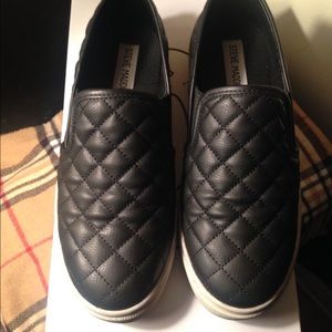 Steve Madden Shoes - Steve Madden Sneakers Steve Madden Shoes - Steve Madden Sneakers