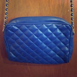 Vintage Quilted Crossbody Purse Vintage Quilted Crossbody Purse
