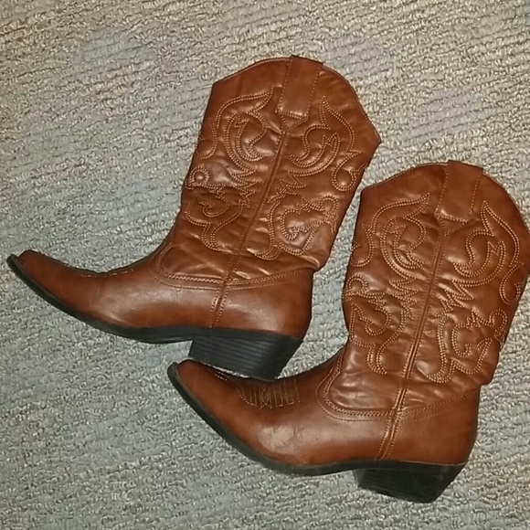 olsenboye boots 44 olsenboye boots cowboy boots from s olsenboye boots 44 olsenboye boots cowboy boots from s