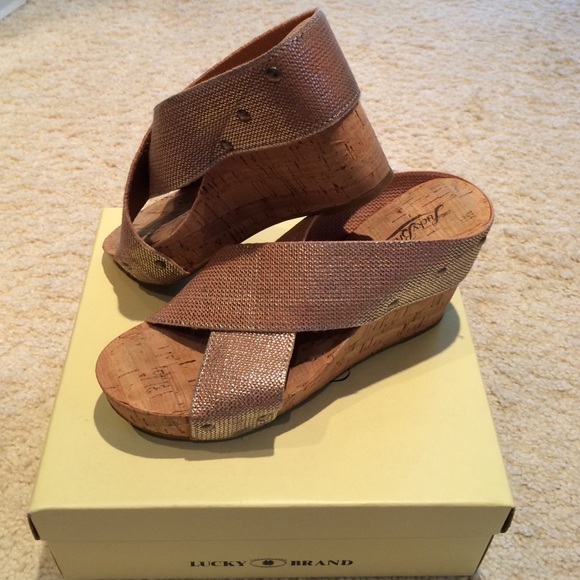 Lucky Brand Lucky Brand Sandals from Arezou�s closet on