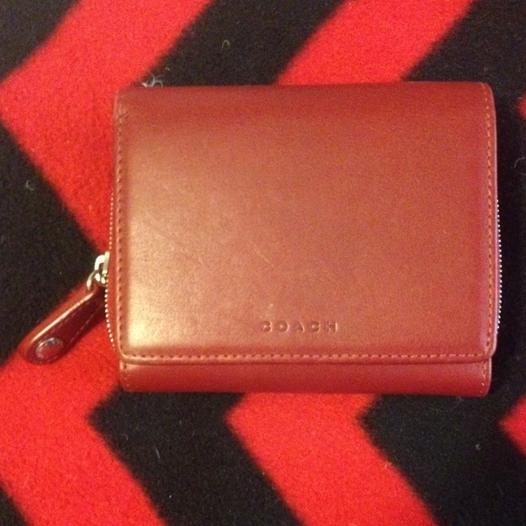 coach wristlets 76
