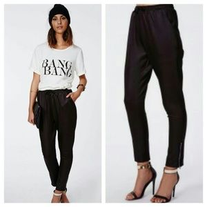 WETLOOK JOGGERS WIH ZIPPER DETAIL WETLOOK JOGGERS WIH ZIPPER DETAIL