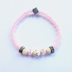 Jewelry - Agate howlite pink beaded bracelet simple boho Jewelry - Agate howlite pink beaded bracelet simple boho