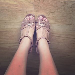 Yves Saint Laurent Shoes - YSL tribute patent leather sandals Yves Saint Laurent Shoes - YSL tribute patent leather sandals